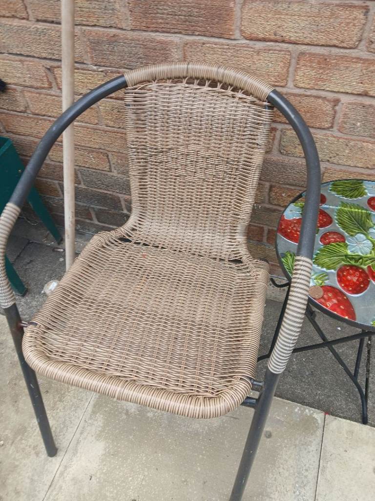 2 x wicker brown chairs 