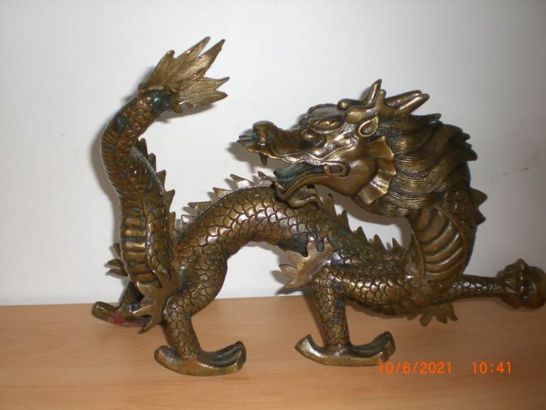 Dragon Statue Chinese Dragon 16 inch Very Heavy- £40 ono
