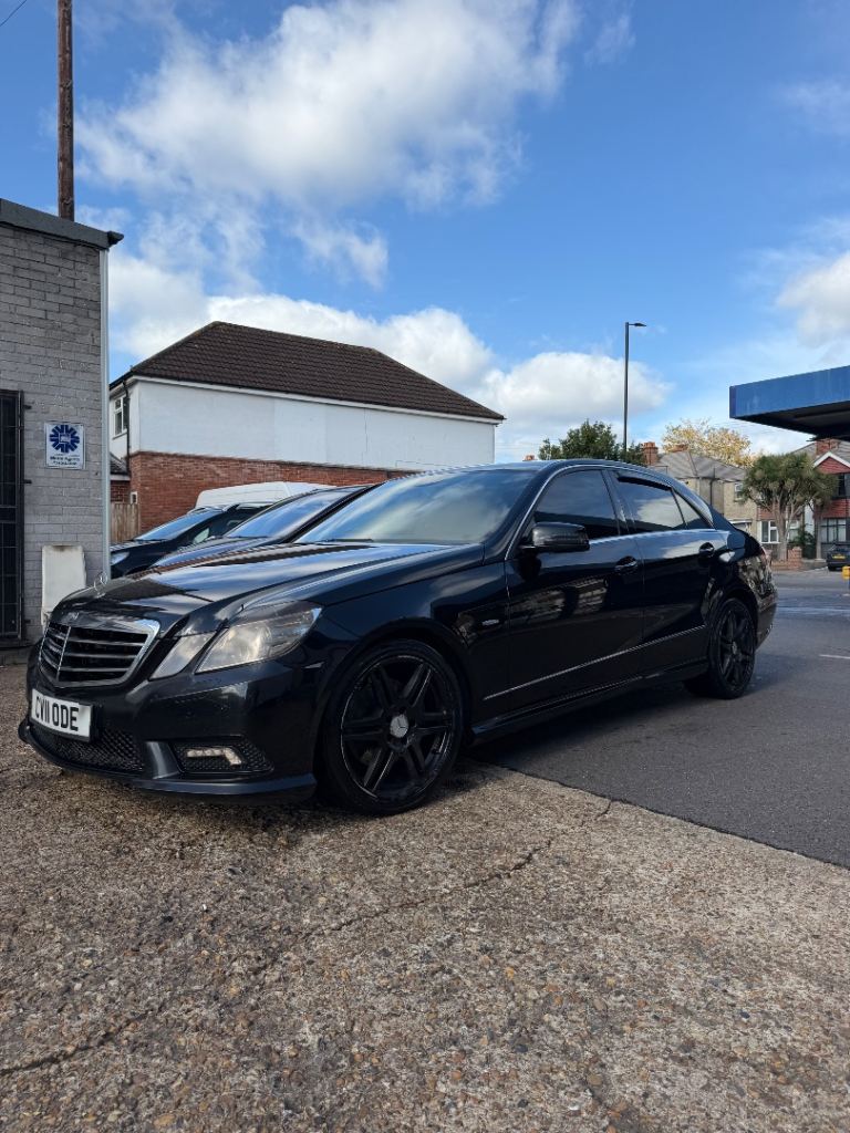 Mercedes-Benz, E CLASS, Saloon, 2011, Semi-Auto, 2987 (cc), 4 doors