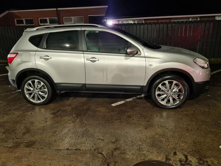 STUNNING DIESEL 2011 NISSAN QASHQAI TEKNA DCI Panoramic Star Gaze Roof Full Black Leather Interior