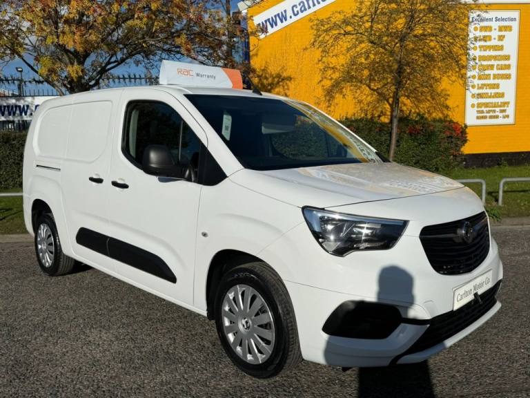2020 Vauxhall Combo 1.5 Turbo D 2300 Sportive Panel Van 6dr Diesel Manual L2 H1 Euro 6 (s/s) (1 P...