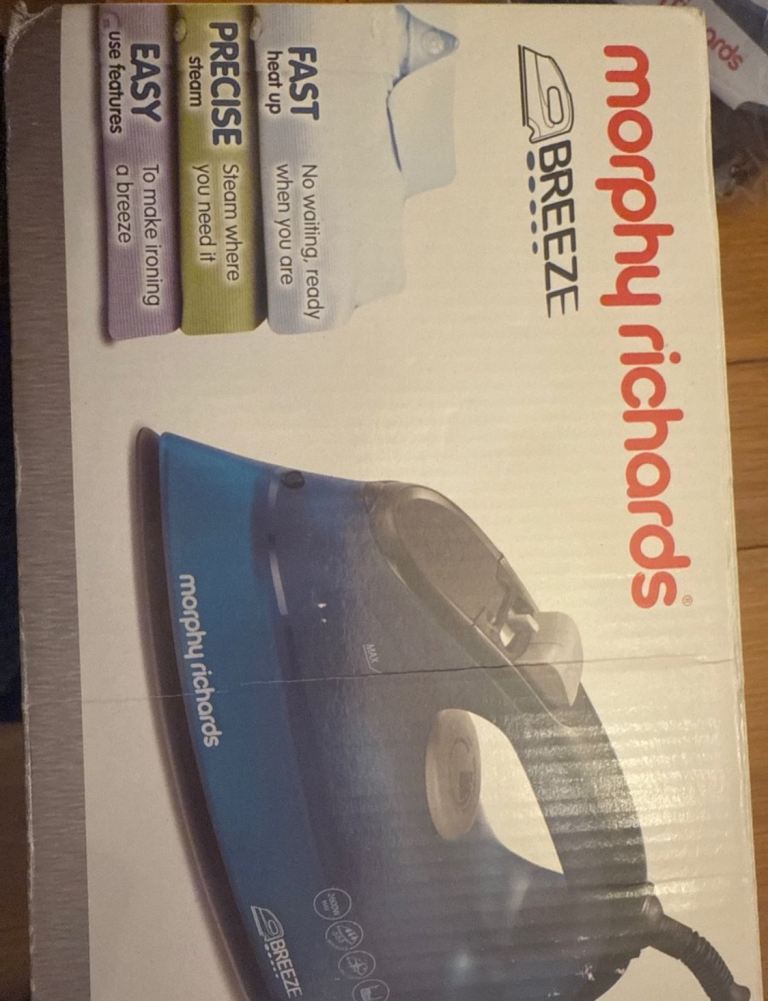 Morphy Richards breeze Steam Iron