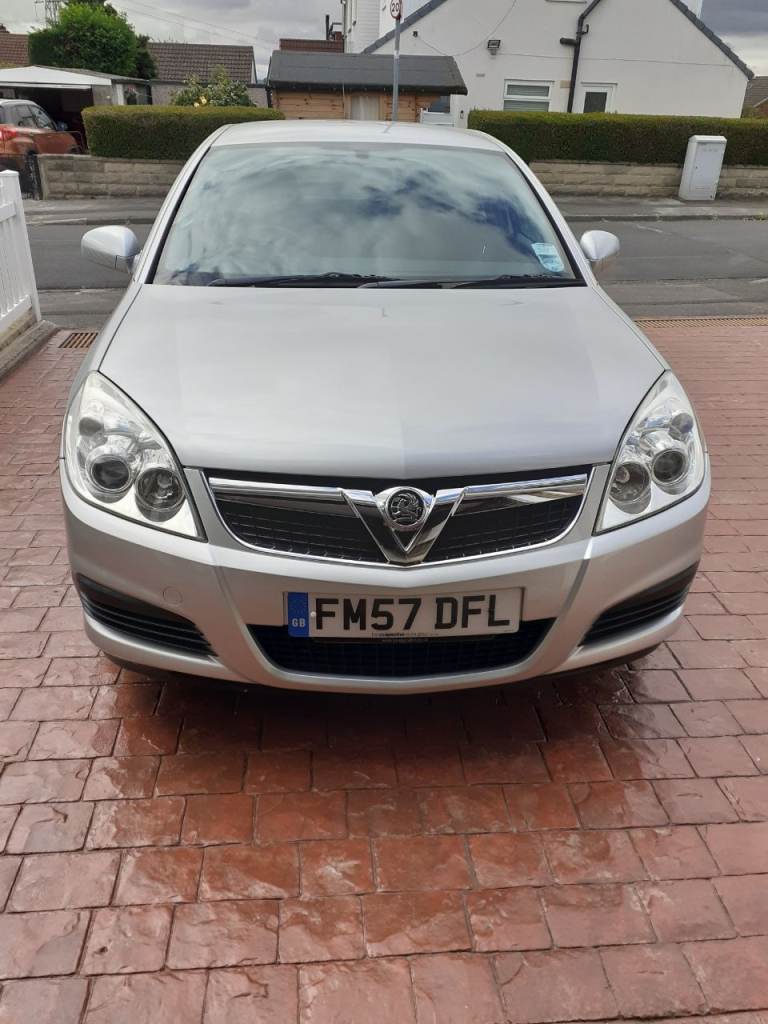 Vauxhall, VECTRA, Hatchback, 2008, Manual, 1796 (cc), 5 doors
