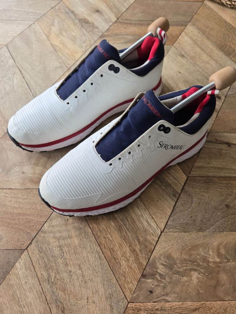 Mens white size 9 Stromberg golf shoes