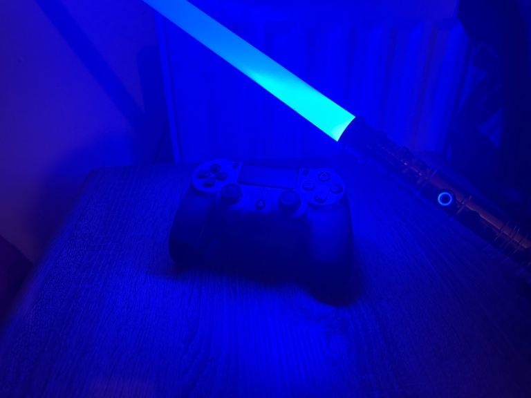 Sony PS4 DualShock Controller – Blue, Good Condition