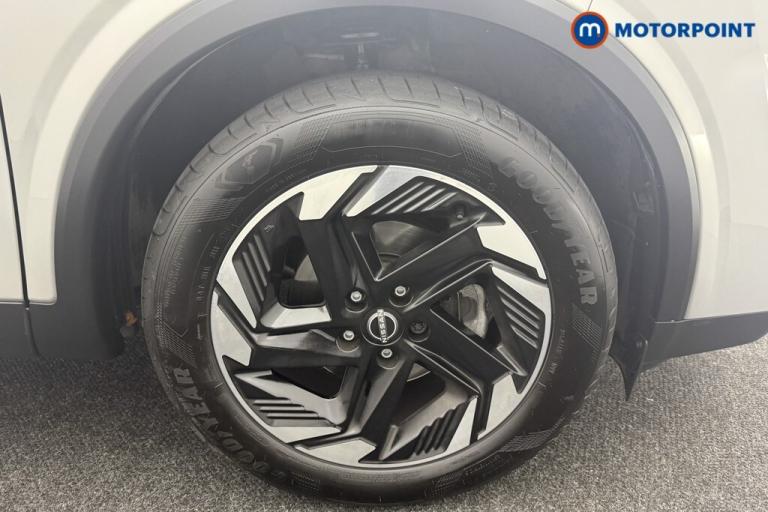 2024 Nissan Qashqai 1.3 DiG-T MH 158 N-Connecta 5dr Xtronic HATCHBACK PETROL Automatic