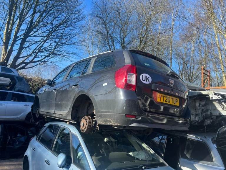 Dacia logan 2017 1.5 dci all parts available