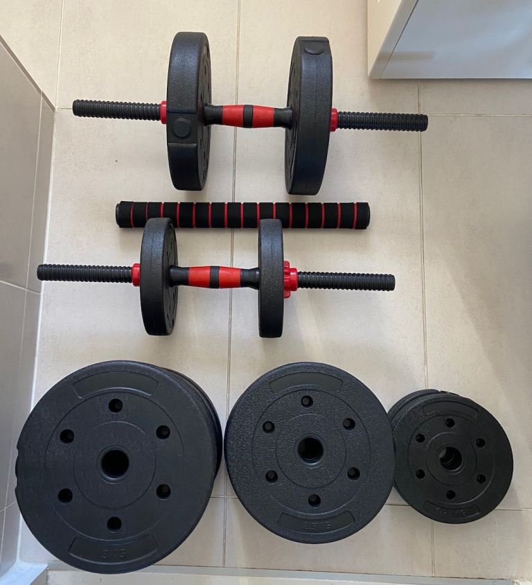 Weights and Bars: 3Kg, 2.5Kg and 1.25Kg