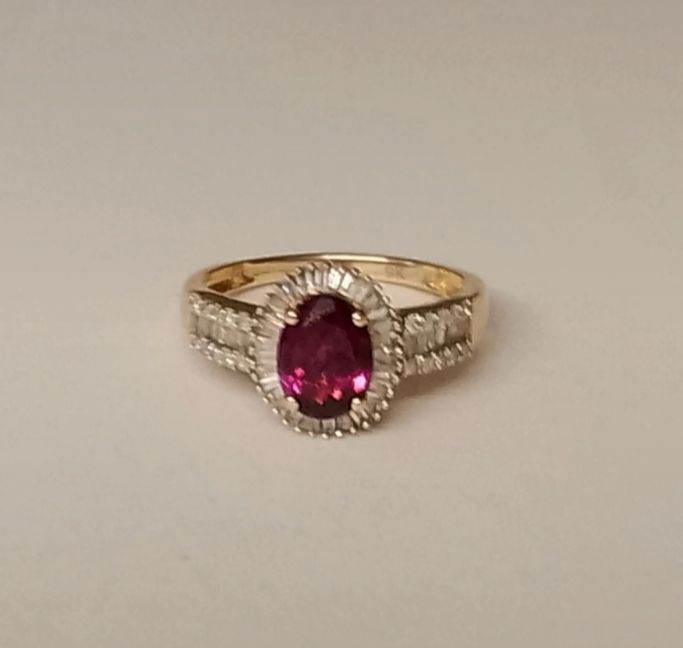 AAA ember garnet purple natural diamond  9 k gold 