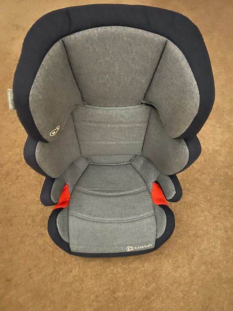 image for CHILDS CAR SEAT BY KINDERCRAFT FOR SALE IN EXCELLENT CONDITION