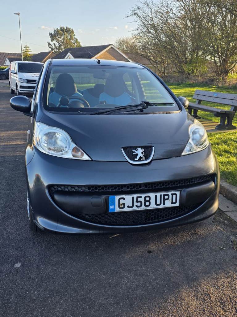 Peugeot 107 1 litre 5 door