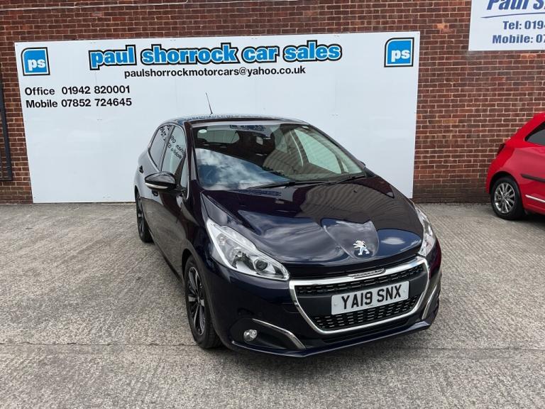 2019 Peugeot 208 1.2 S/S TECH EDITION 5DR Manual Hatchback Petrol Manual