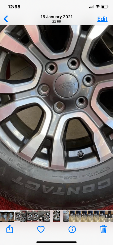 Bargain 18 boulder grey alloys&continental cross contact tyres 