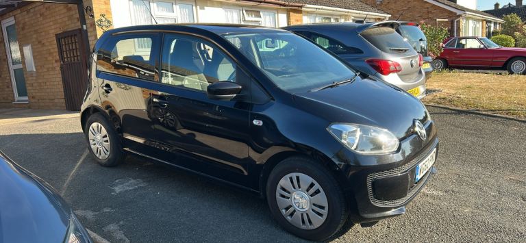 Volkswagen, UP, Hatchback, 2012, Manual, 999 (cc), 5 doors