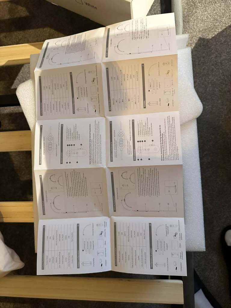 Brand new - Beauty Lamp Floor Standing