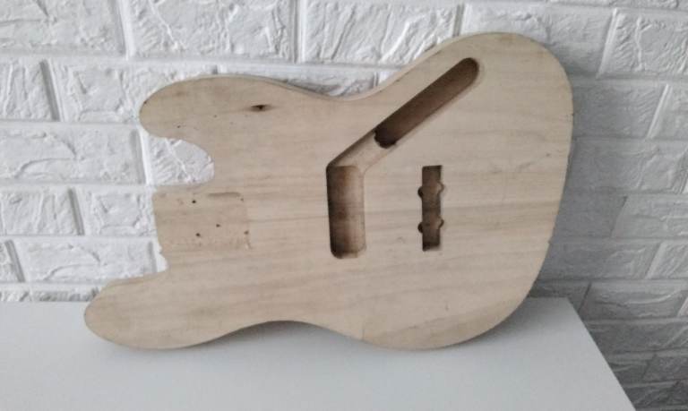 Electric guitar body solid wood 