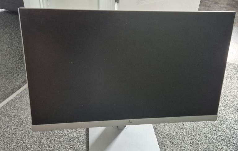 HP Computer Monitor – 23 inch 