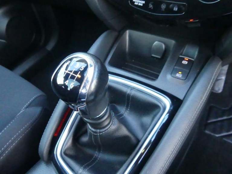 2018 Nissan Qashqai DIESEL 1.5 dCi N-Connecta SUV 5dr Diesel Manual Euro 6 (s/s) (110 ps) Manua S...