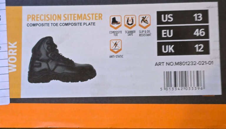 Brand new magnum sitemaster boots size 12