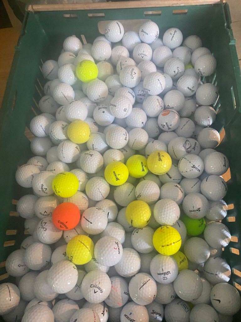 Golf balls 