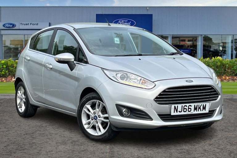 2016 Ford Fiesta 1.25 82 Zetec 5dr HATCHBACK PETROL Manual