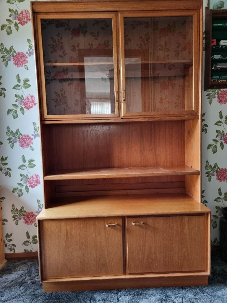 Display cabinet 