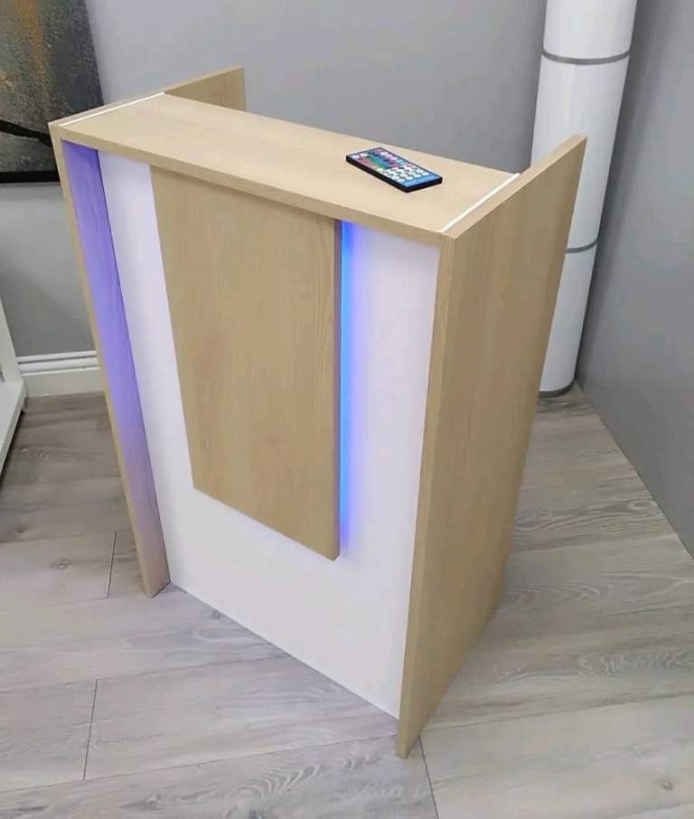 Salon reception desk 