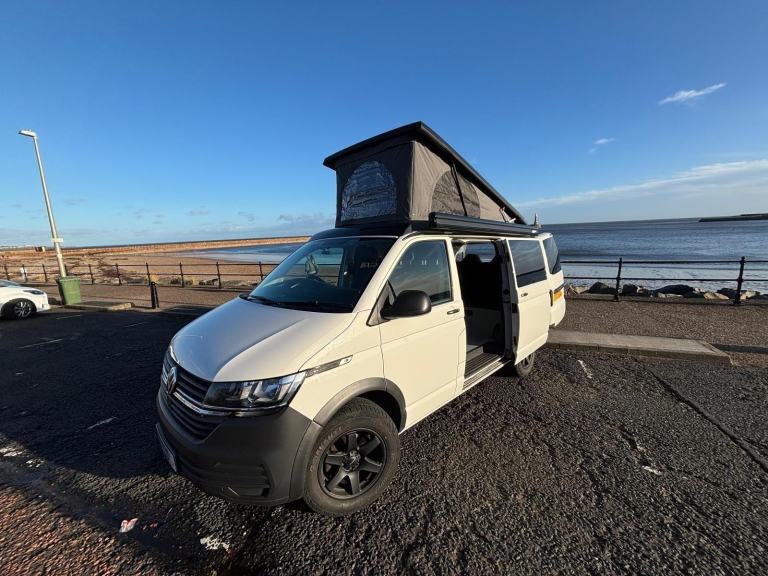 4 berth, 5 belt,150 BHP, solar, recently reduced
