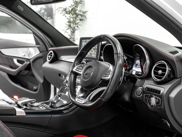 2015 Mercedes-Benz C Class 4.0 C63 V8 BiTurbo AMG (Premium) SpdS MCT Euro 6 (s/s) 4dr SALOON Petr...