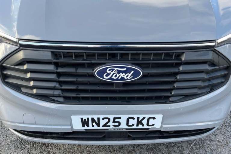 2025 Ford Transit Custom 320 Limited AUTO L1 SWB Double Cab In Van FWD 2.0 EcoBlue 136ps Low Roof...