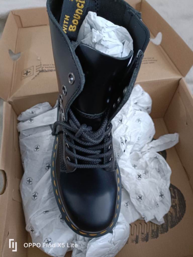Ladies DR Martens 