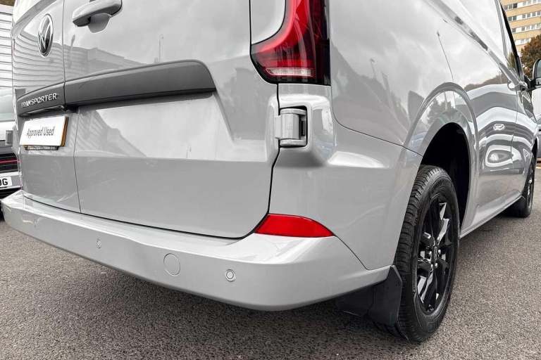 2025 Volkswagen Transporter 2.0 TDI 110 Commerce Pro Van-2 Seats Van DIESEL Manual