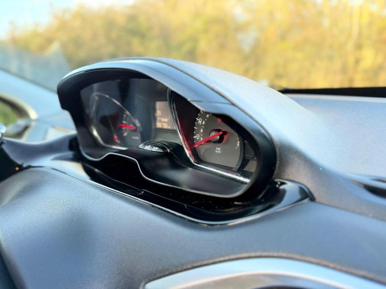 2014 Peugeot 208 1.2 VTi PureTech Active Euro 5 3dr HATCHBACK Petrol Manual