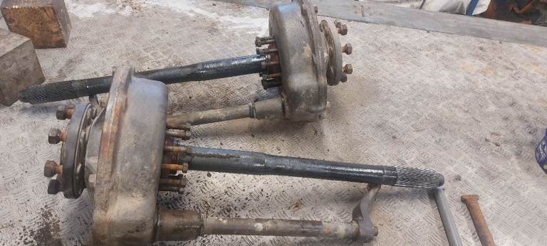 Massey ferguson 135 tractor disc brakes
