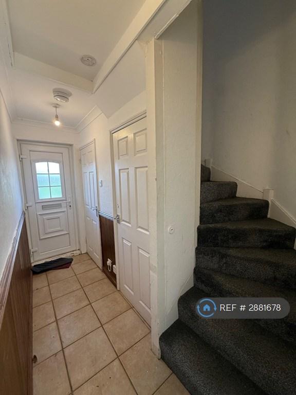 5 bedroom house in Penderyn Way, London, N7 (5 bed) (#2881678)