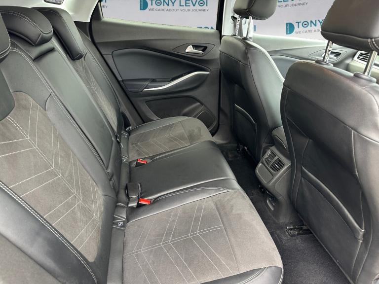 2022 Vauxhall Grandland 1.2 Turbo Ultimate 5dr Hatchback Petrol Manual