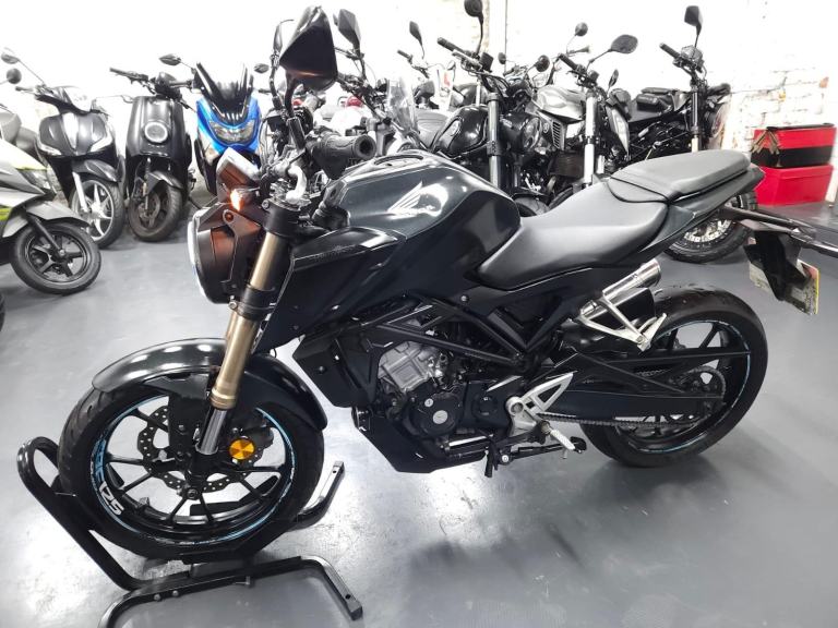 Honda CB125R 2022 Grey