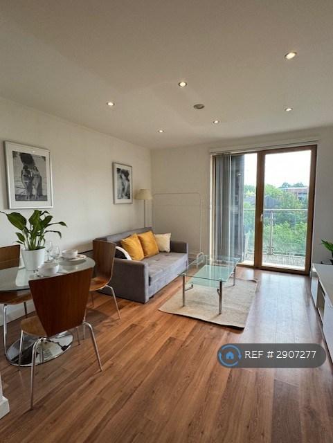 1 bedroom flat in Shire House, Sheffield, S11 (1 bed) (#2907277)