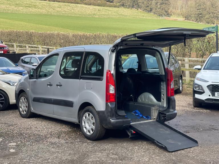 WHEELCHAIR ACCESSIBLE | 2009 PEUGEOT PARTNER TEPEE | ULEZ COMPLIANT