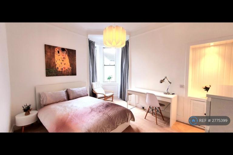 2 bedroom flat in Duff Street, Edinburgh, EH11 (2 bed) (#2775399)
