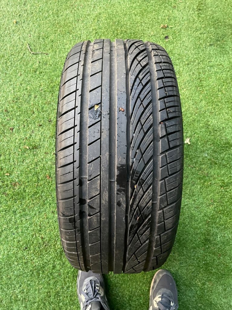 275 40 20 vigorous hp801 tyre