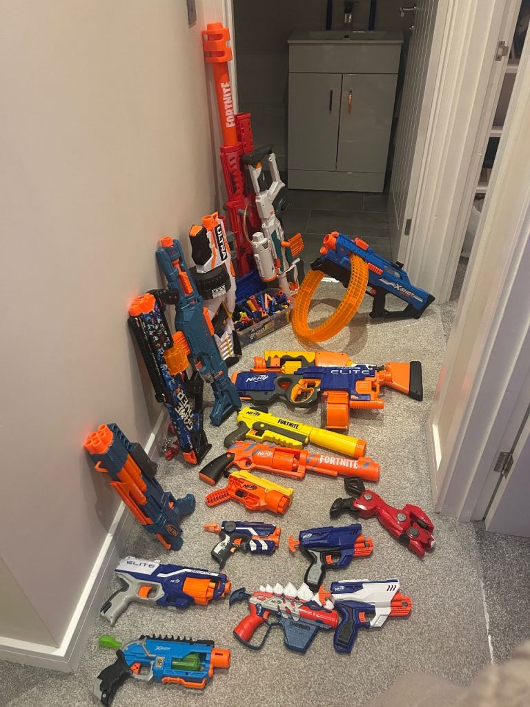 Large Nerf gun collection 