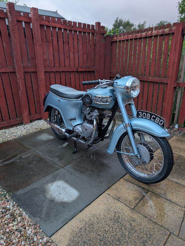 Triumph 3TA