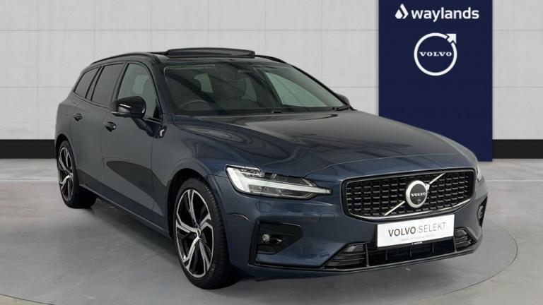 2025 Volvo V60 Ultra, B4 Mild hybrid, Petrol, Dark Estate Petrol Automatic