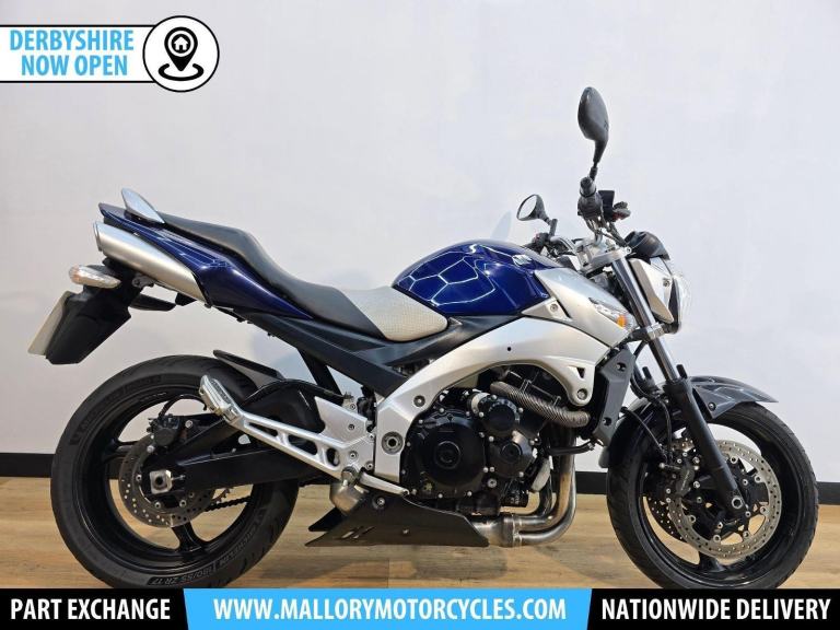 Suzuki GSR600 Blue 2006 - Crash Bungs, Adjustable Levers, Gear Indicator