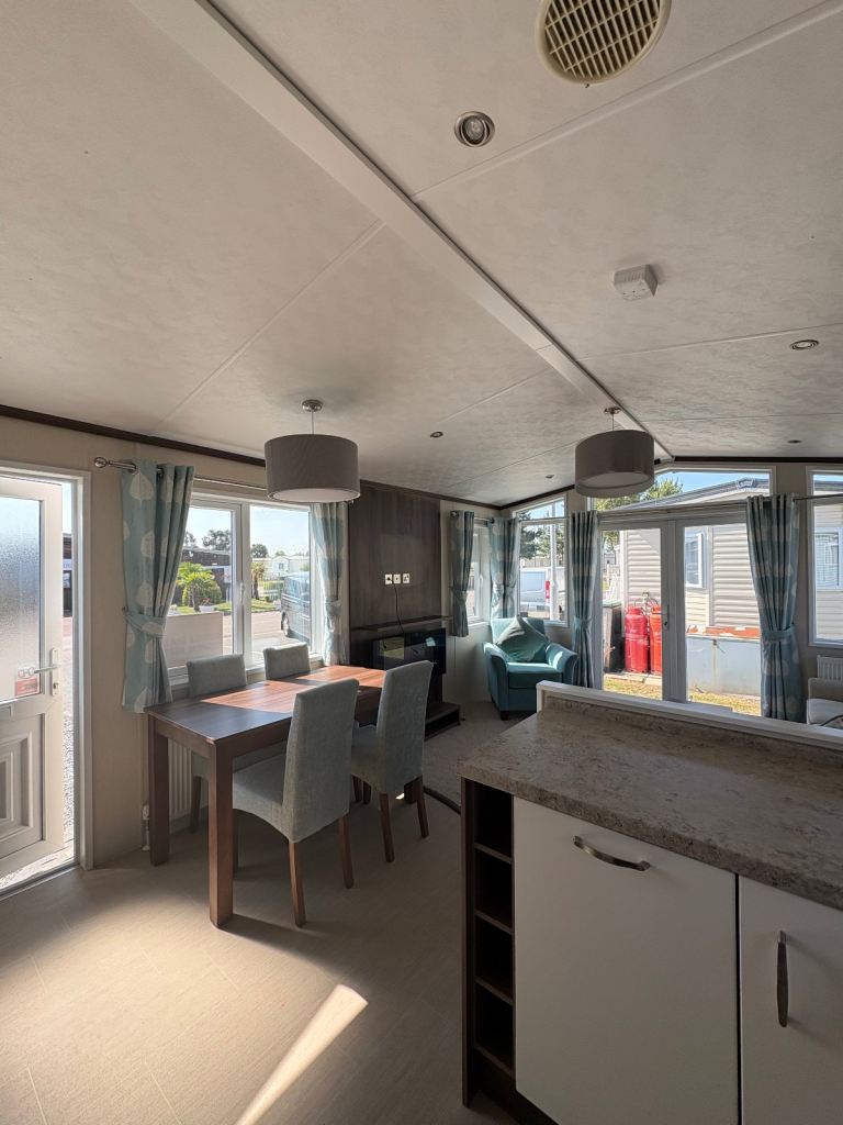 Beautiful 2 bed lodge at sheerness holiday park!! No site fees until 2027!’n