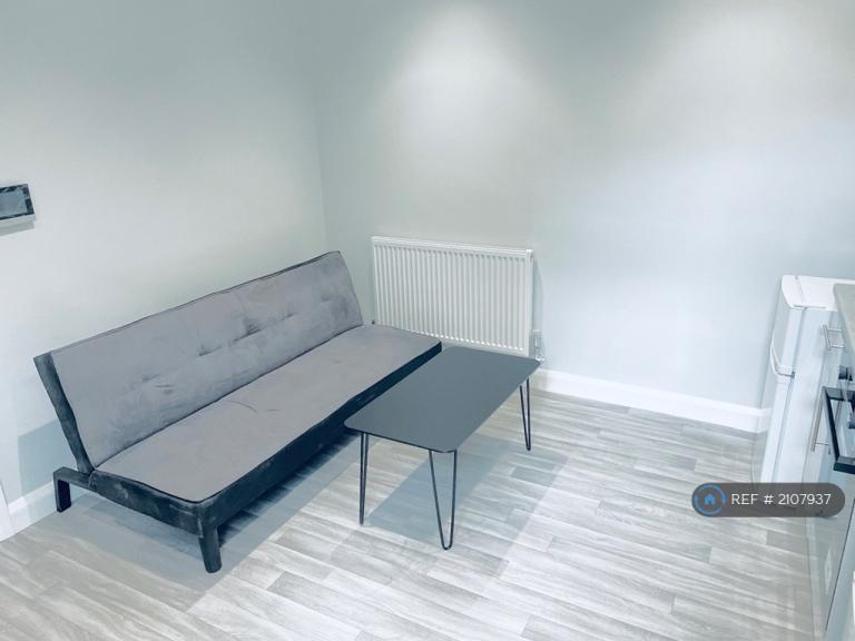 1 bedroom in Southampton Street, Reading, RG1 (#2107937)
