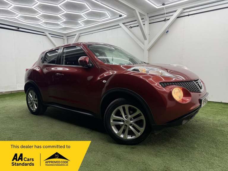 2013 Nissan Juke 1.6 Tekna 5dr CVT HATCHBACK PETROL Automatic