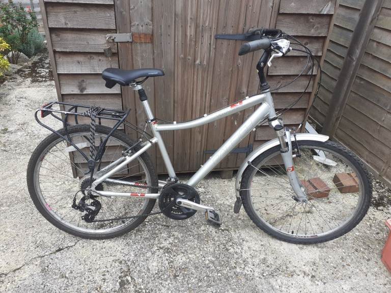 Raleigh Voyager Hybrid Bicycle