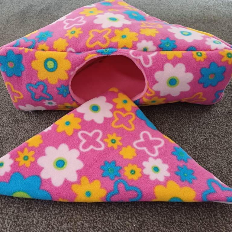 Guinea pig hideaway cave 